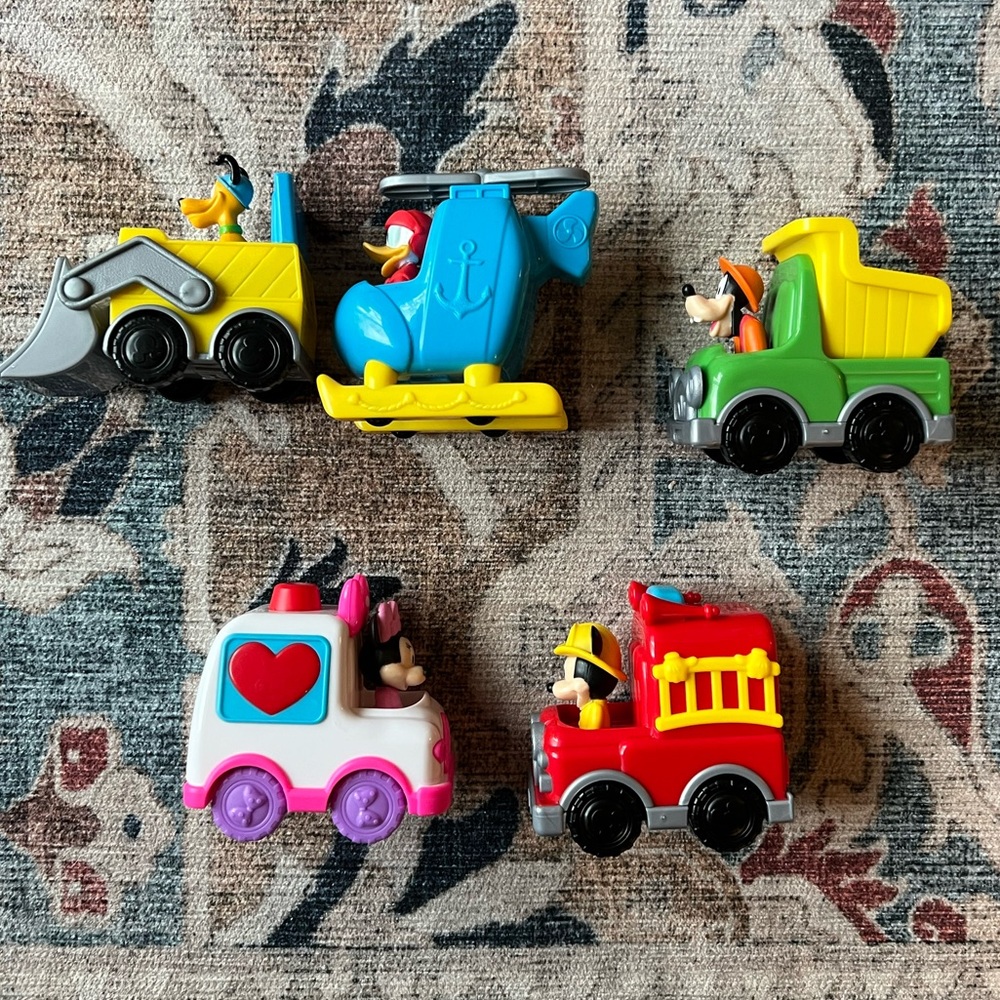 Mickey & Friends Cars